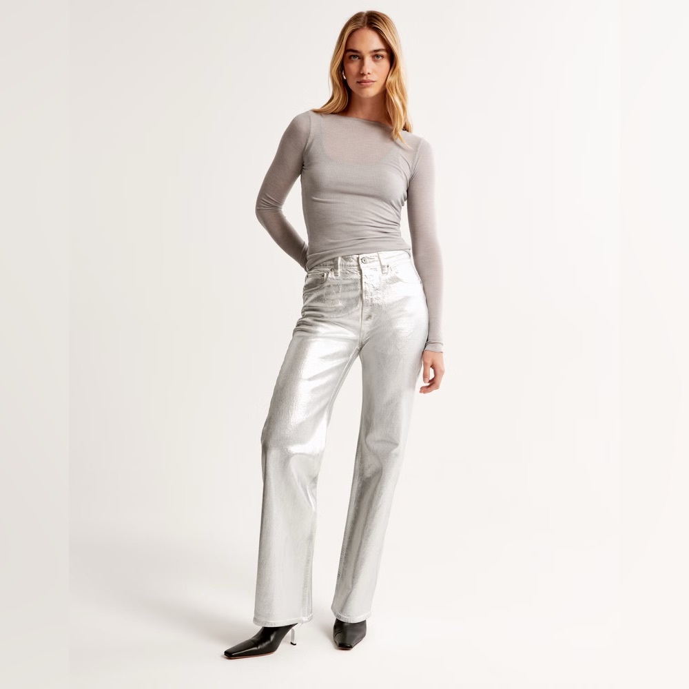 NEW Abercrombie & Fitch‎ Curve Love High 90s Relaxed Jean